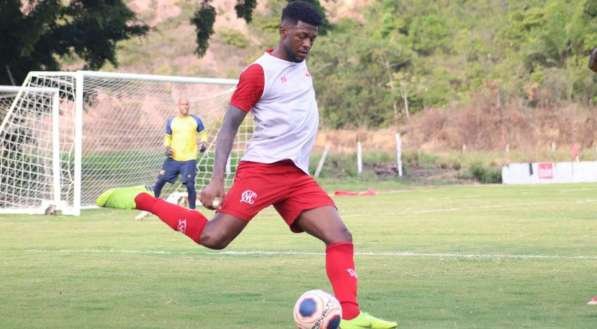L&Eacute;O LEMOS/DIVULGA&Ccedil;&Atilde;O