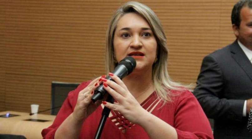 Vereadora Aline Mariano (PP)