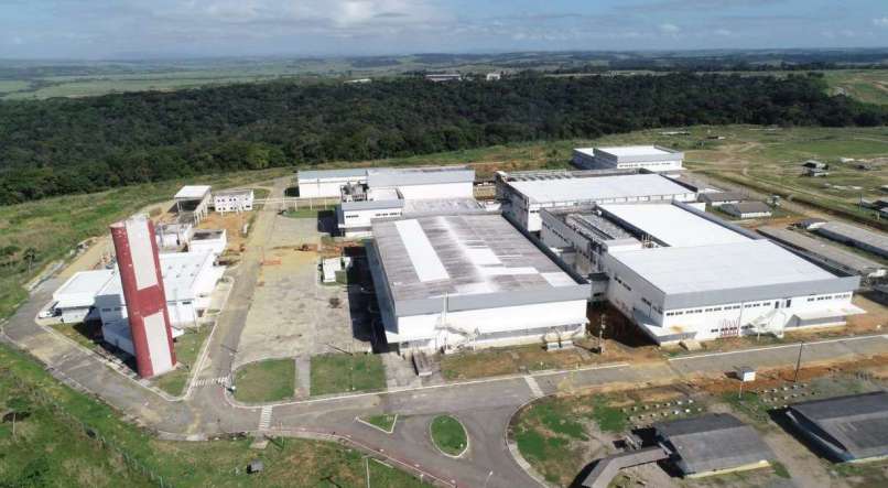 Hemobras, Empresa Brasileira de Hemoderivados e Biotecnologia, em Goiana PE, que visa produzir hemoderivados para atendimento priorit&aacute;rio do SUS.