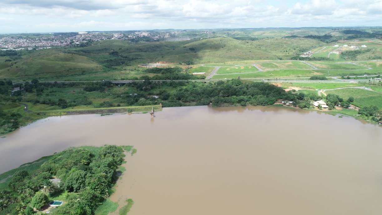 Rio Duas Unas em Jaboatão chega a nível de alerta, mas prefeitura tranquiliza e informa queda do índice