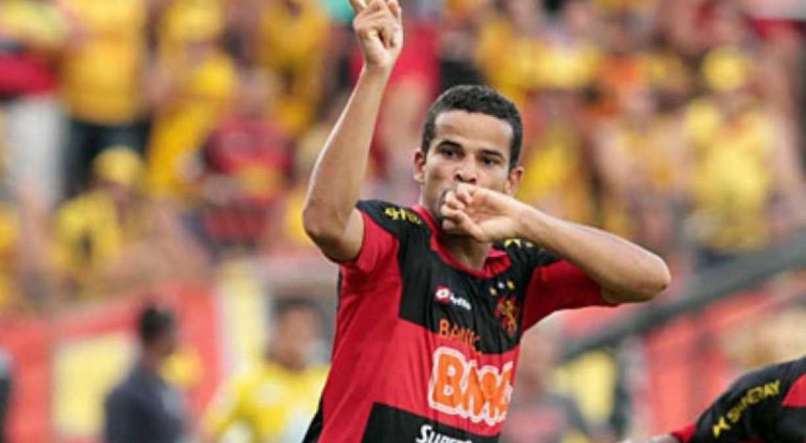 Bruno Mineiro foi o autor do gol que colocou o Sport na S&eacute;rie A de 2012