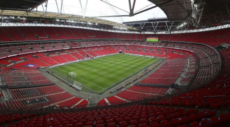 Wembley tamb&eacute;m foi sede da Eurocopa