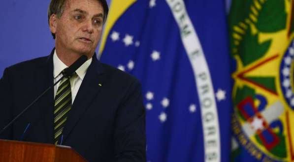 Contrariando a AGU, Bolsonaro avisa que vai recorrer para Alexandre Ramagem ser nomeado: "Quem manda sou eu"