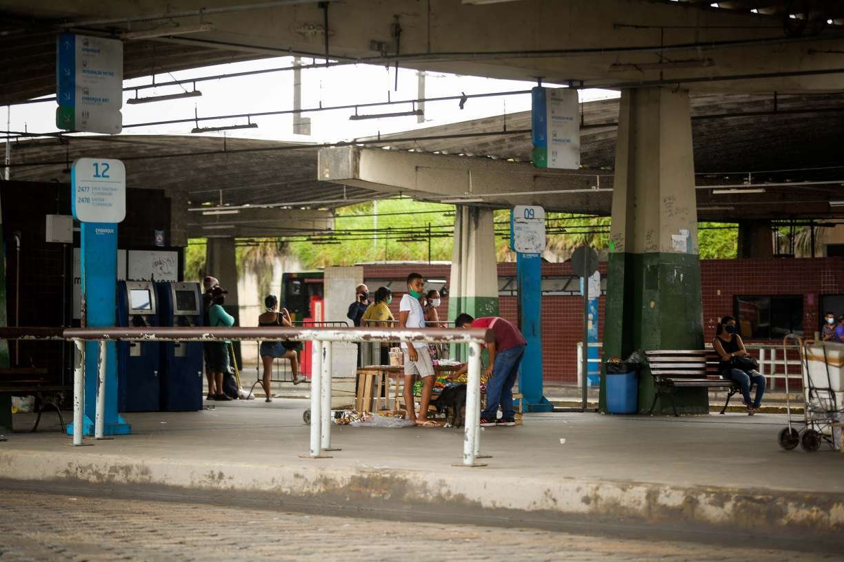 Movimenta&ccedil;&atilde;o nas ruas da regi&atilde;o metropolitana do Recife durante a pandemia do coronav&iacute;rus (TI Camaragibe)