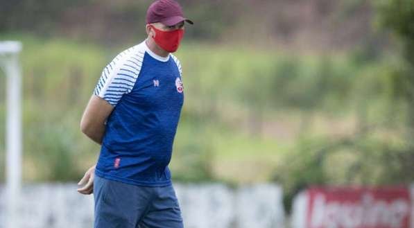 Caio Falc&atilde;o/N&aacute;utico