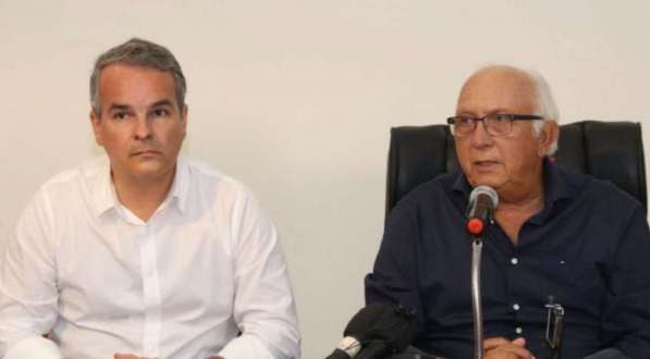 ERROS Após as renúncias de Milton Bivar e Carlos Frederico, o Sport teve mais três presidentes na temporada e uma diretoria de futebol destituída