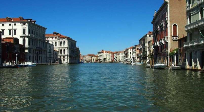 Veneza é conhecida mundialmente como um dos destinos turísticos favoritos