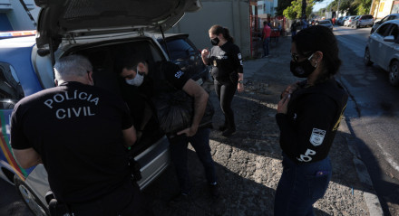 FOTO: BRUNO CAMPOS/JC IMAGEM
DATA: 07.07.2020
ASSUNTO: - Operação Polícia Cívil - DRACOl. 