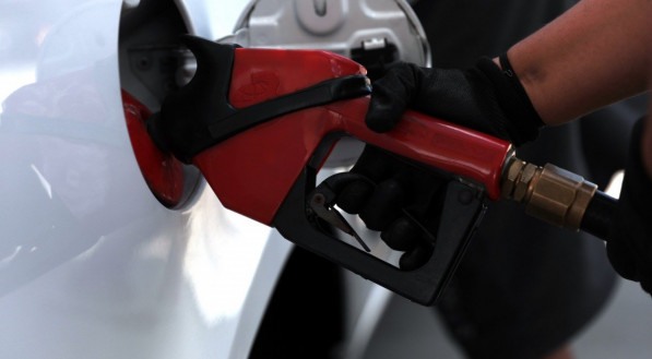 As pesquisas por &quot;quando vai baixar a gasolina?&quot; aumentaram em 650% na &uacute;ltima semana