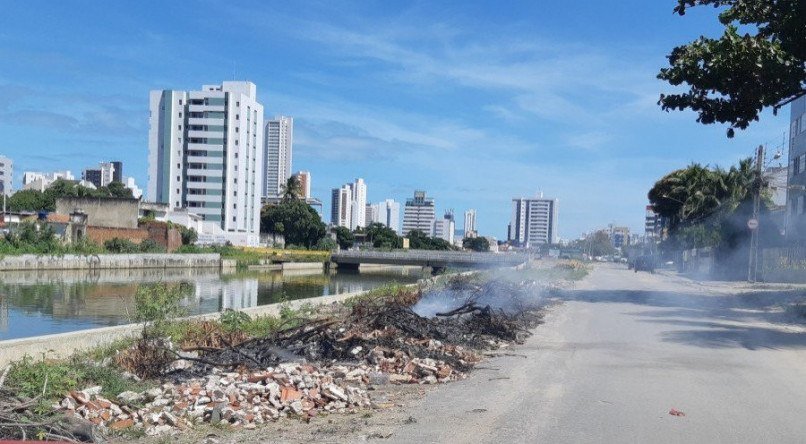 Obra Inacabada Do Canal Do Fragoso