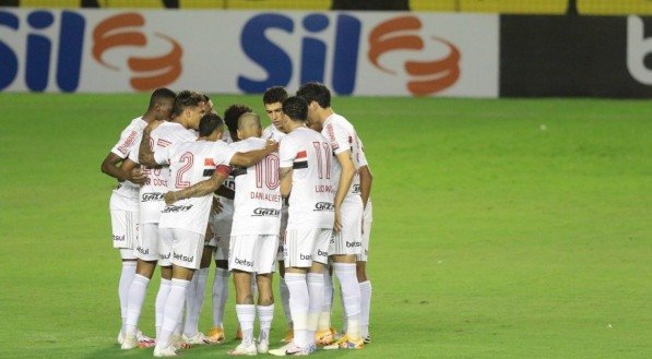 Lance da partida entre Sport e S&atilde;o Paulo, na Ilha do Retiro, em Recife, v&aacute;lida pela s&eacute;rie A do Campeonato Brasileiro 2020. 