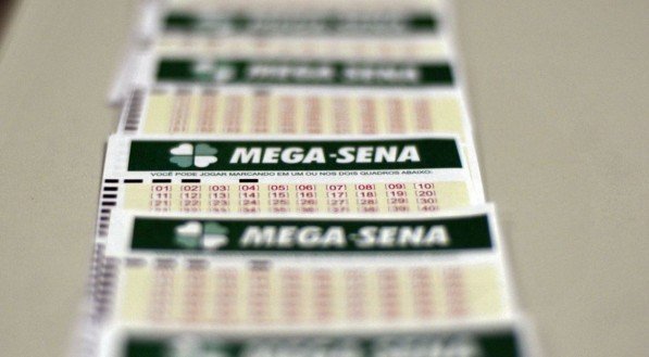 Mega-Sena acumula e prêmio vai a R$ 95 milhões