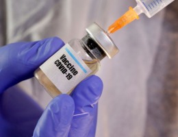 Desenvolvedores de vacina de Europa e EUA prometem rigor em testes 