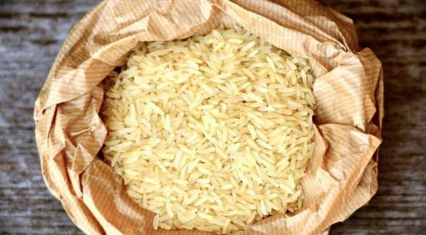 G&Ocirc;NDOLA Pre&ccedil;o do arroz surpreendeu brasileiros. Alta do cereal variou mais de 107% nos &uacute;ltimos 12 meses