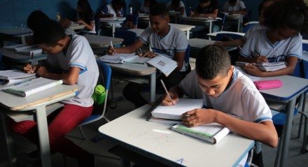 Foto: Alexandre Gondim/JC Imagem
Data: 4-9-2018
Assunto: CIDADES - Colégio municipal  Franceline Rogaciano em Itapissuma. Sala de aula na escola que melhorou seu ensino .