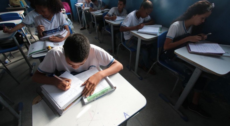 Estudantes de escolas municipais e estaduais de Pernambuco participam do Saepe