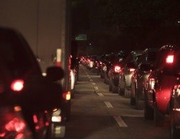 Fim do DPVAT: Trânsito do Brasil mata quase 100 pessoas por dia e, mesmo assim, País acabou com o seguro para as vítimas