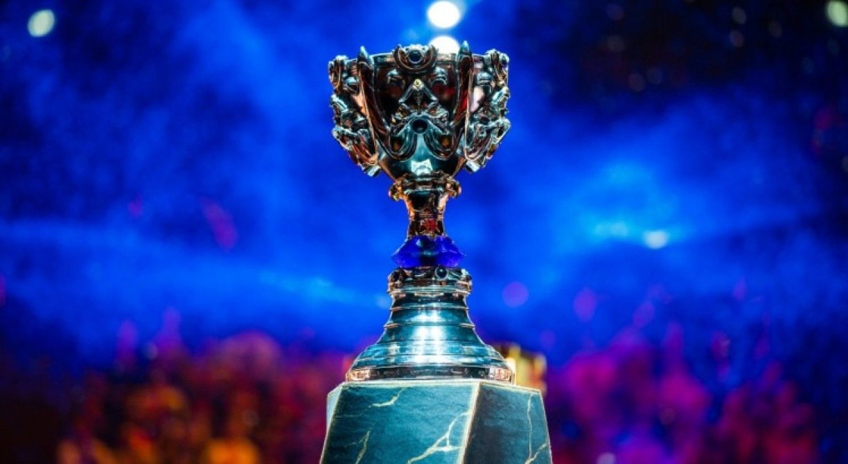 Worlds 2021: Edward Gaming é campeã mundial