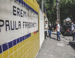 06.10.2020 - Retorno das aulas nas Escolas Públicas no Recife. 