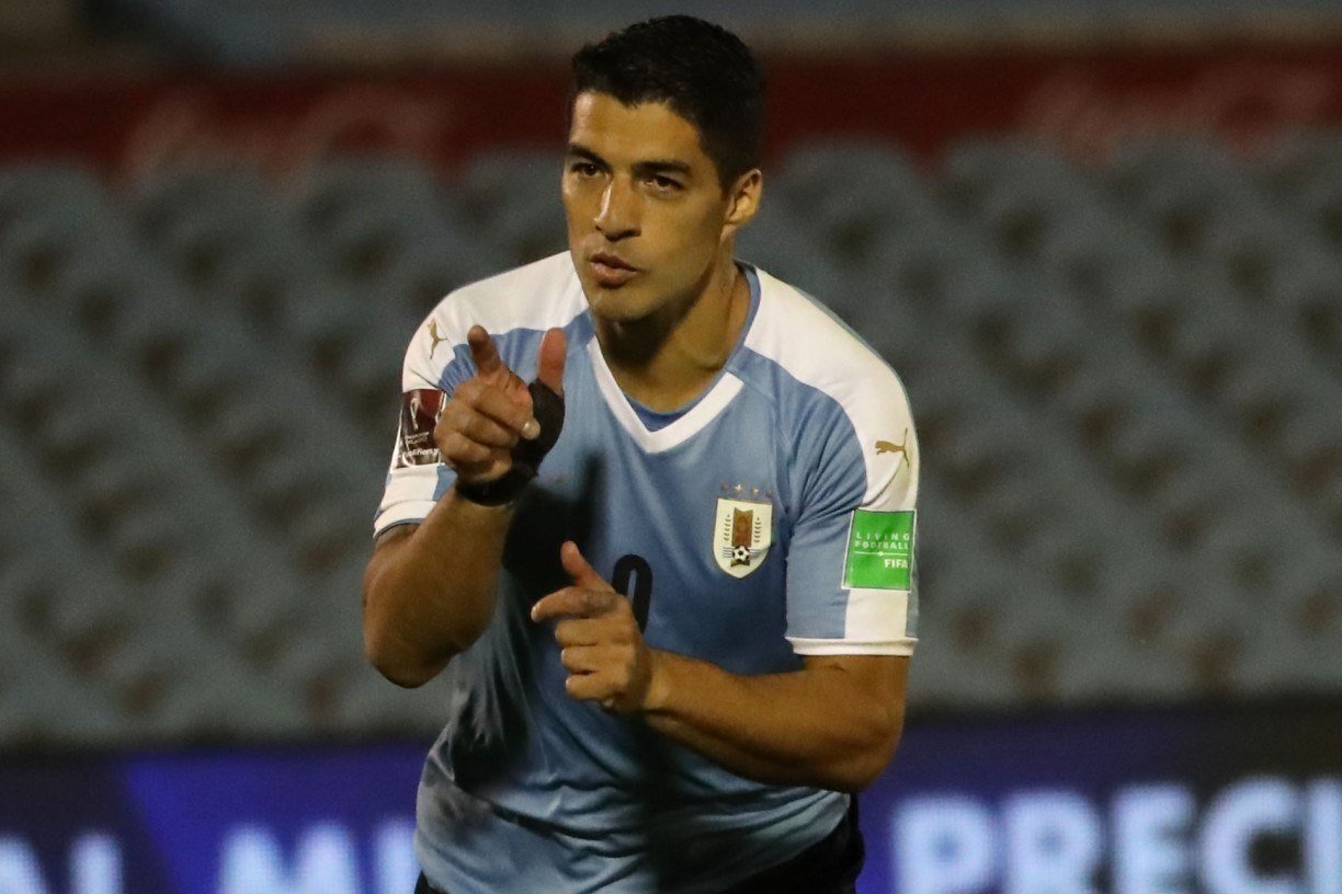 Suárez e Cavani encabeçam lista de convocados do Uruguai para a Copa América