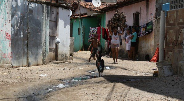 Queda de braço entre Petrolina e Compesa mantém incerteza sobre saneamento no Sertão