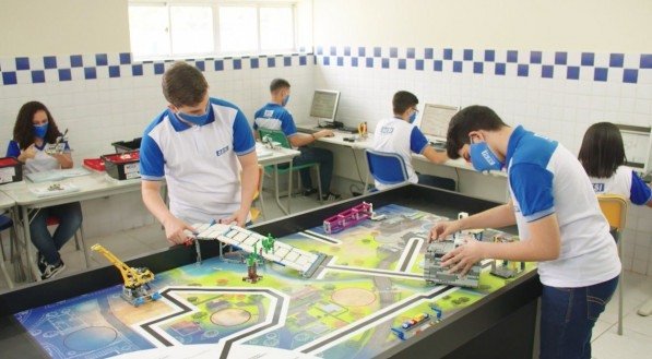Abertas inscrições gratuitas para concorrer a 1.182 bolsas de estudos em escolas do Sesi Pernambuco