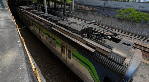 O metrô do Recife precisa virar exemplo e o diálogo precisa voltar a ser regra na política. Ou estaremos perdidos