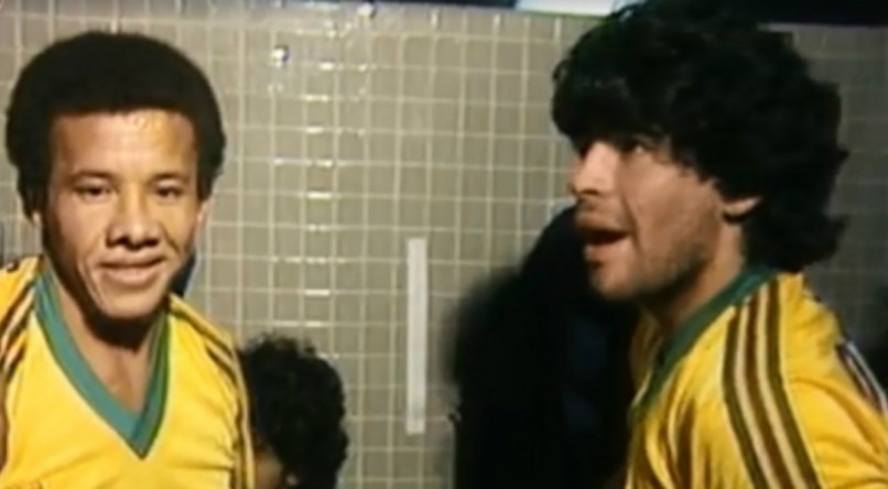 ENCONTRO Jacozinho foi apresentado a Maradona, em 1985, e brilhou no amistoso em homenagem a Zico