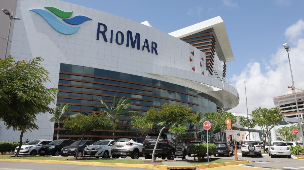 RioMar Recife promove Quinzena do Material Escolar e de Escritório