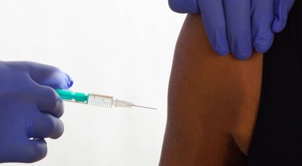 Estudo da CoronaVac será entregue à Anvisa no dia 23