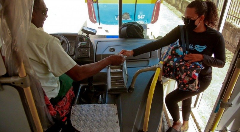 No Grande Recife, n&atilde;o haver&aacute; a libera&ccedil;&atilde;o da catraca dos coletivos como a maioria dos munic&iacute;pios t&ecirc;m adotado. Todos ser&atilde;o registrados