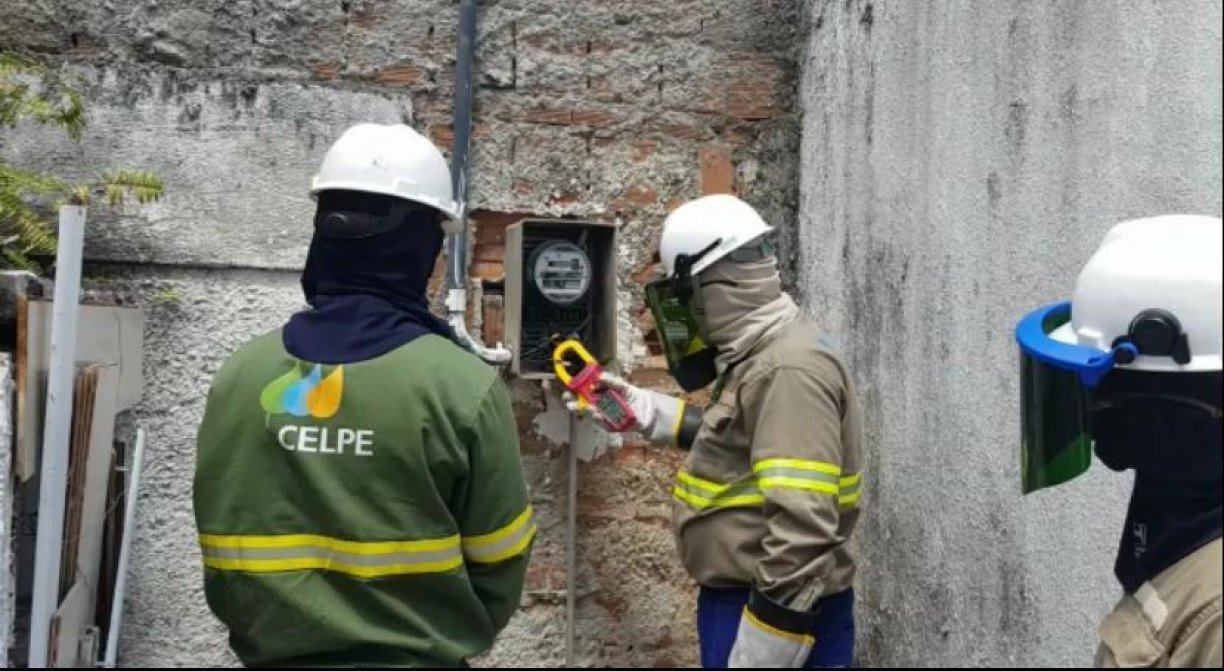 Gerente de rede de academia do Recife é preso em flagrante após Celpe flagrar furto de energia