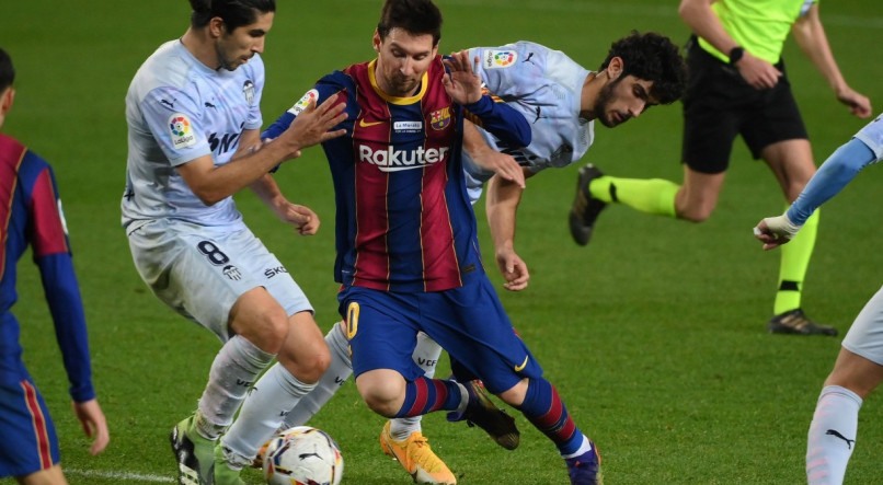 O Barcelona, de Messi, tenta se recuperar na temporada