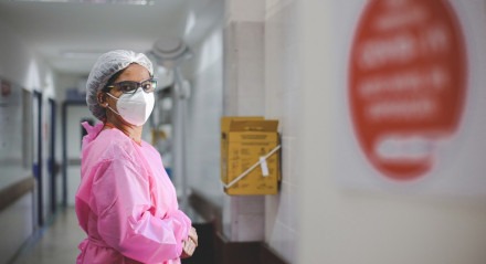23.12.2020 - ESPECIAL NATAL - Na foto : Ana Carolina, Enfermeira -  Depois de um ano tão difícil por conta da covil-19, o que as pessoas esperam do Natal e quais os seus votos. 