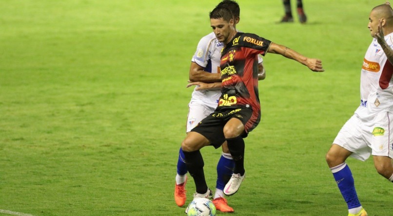 Thiago Neves se mostrou identificado com Sport logo ap&oacute;s os primeiros dias no Recife