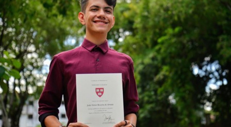 Jo&atilde;o Victor Arruda, estudante pernambucano aprovado em Harvard 