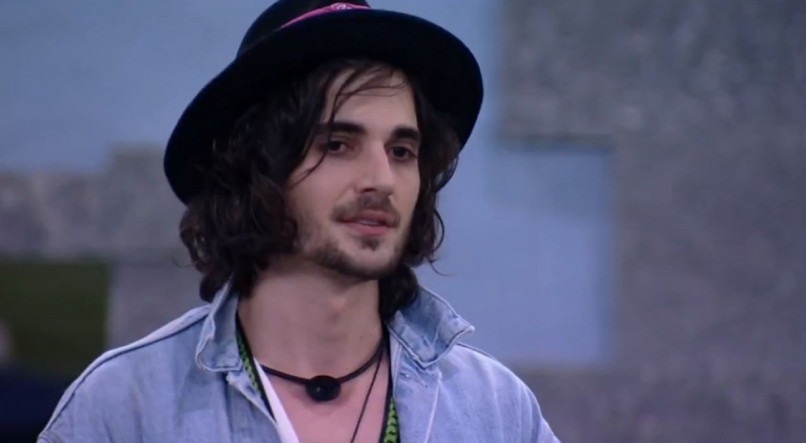 Na casa do Big Brother Brasil, Fiuk revelou que ia mal na escola e sofria bullying