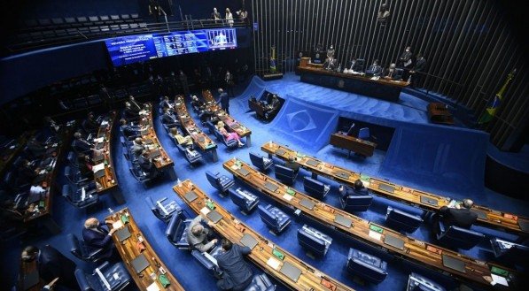 Senado pode votar aumento do número de deputados nesta quarta-feira (18)