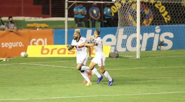 Gabigol marcou o primeiro gol do Flamengo em cima do Sport