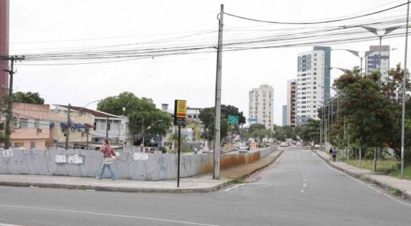 Obras no T&uacute;nel da Aboli&ccedil;&atilde;o, no bairro da Madalena, Zona Oeste do Recife