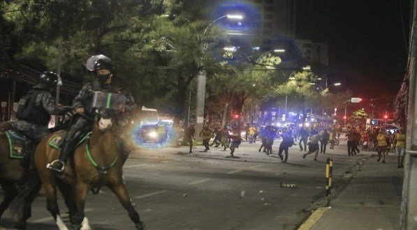 Batalh&atilde;o de Choque foi acionado para dispersar torcida organizada do Sport. 
