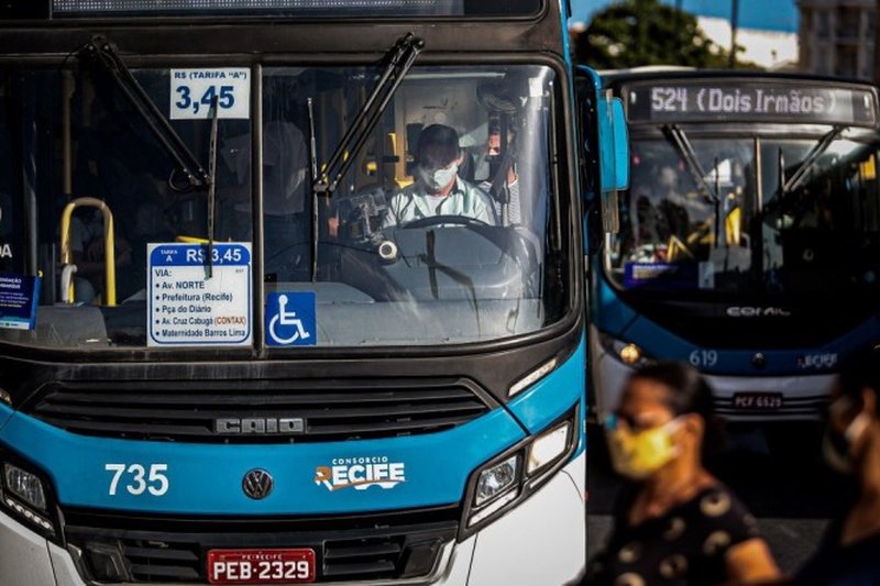 O n&uacute;mero total de passageiros transportados nos &ocirc;nibus do Brasil aumentou 9,8%, enquanto a quantidade de passageiros equivalentes (pagantes) cresceu 4,7% 
