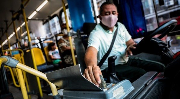 Pressionada por gasolina e passagens de ônibus, inflação volta a crescer no Grande Recife e chega a 0,77% em fevereiro