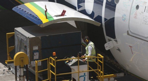 Petrobras reduz querosene de aviação em 7,9% a partir deste domingo (1º)