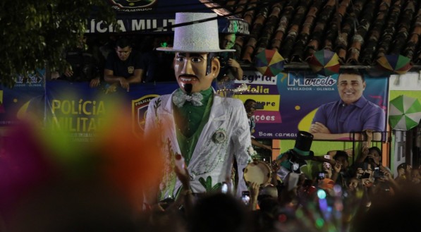 Desfile do Homem da Meia Noite, carnaval de Olinda 2020.