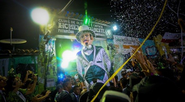 Símbolo maior do Carnaval de Olinda, Homem da Meia-Noite celebra 90 anos; relembre a história do calunga