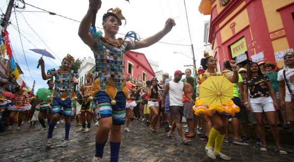 12.02.2018 -  CARNAVAL 2018. Bloco Pitombeiras dos Quatro Cantos. Blocos de Carnaval na Cidade Alta de Olinda.