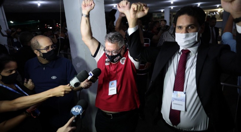 VOTAÇÃO Presidente Joaquim Bezerra (esquerda) e vice André Frutuoso defendem a reforma do estatuto