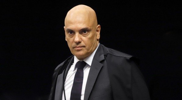 Alexandre de Moraes prorroga mais uma vez inquéritos que incomodam Bolsonaro