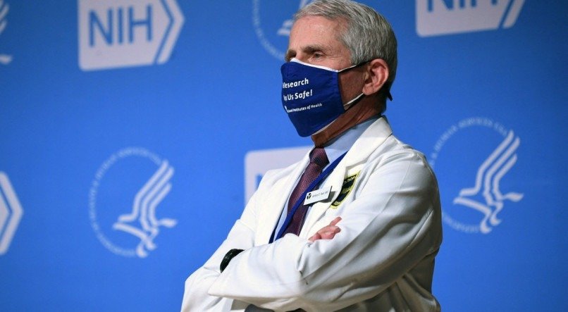 ANTHONY FAUCI &Eacute; M&Eacute;DICO INFECTOLOGISTA